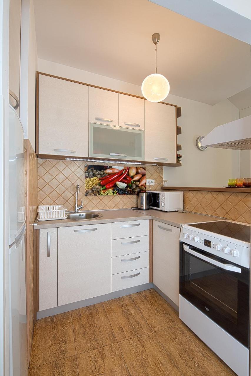Bay Apartment *